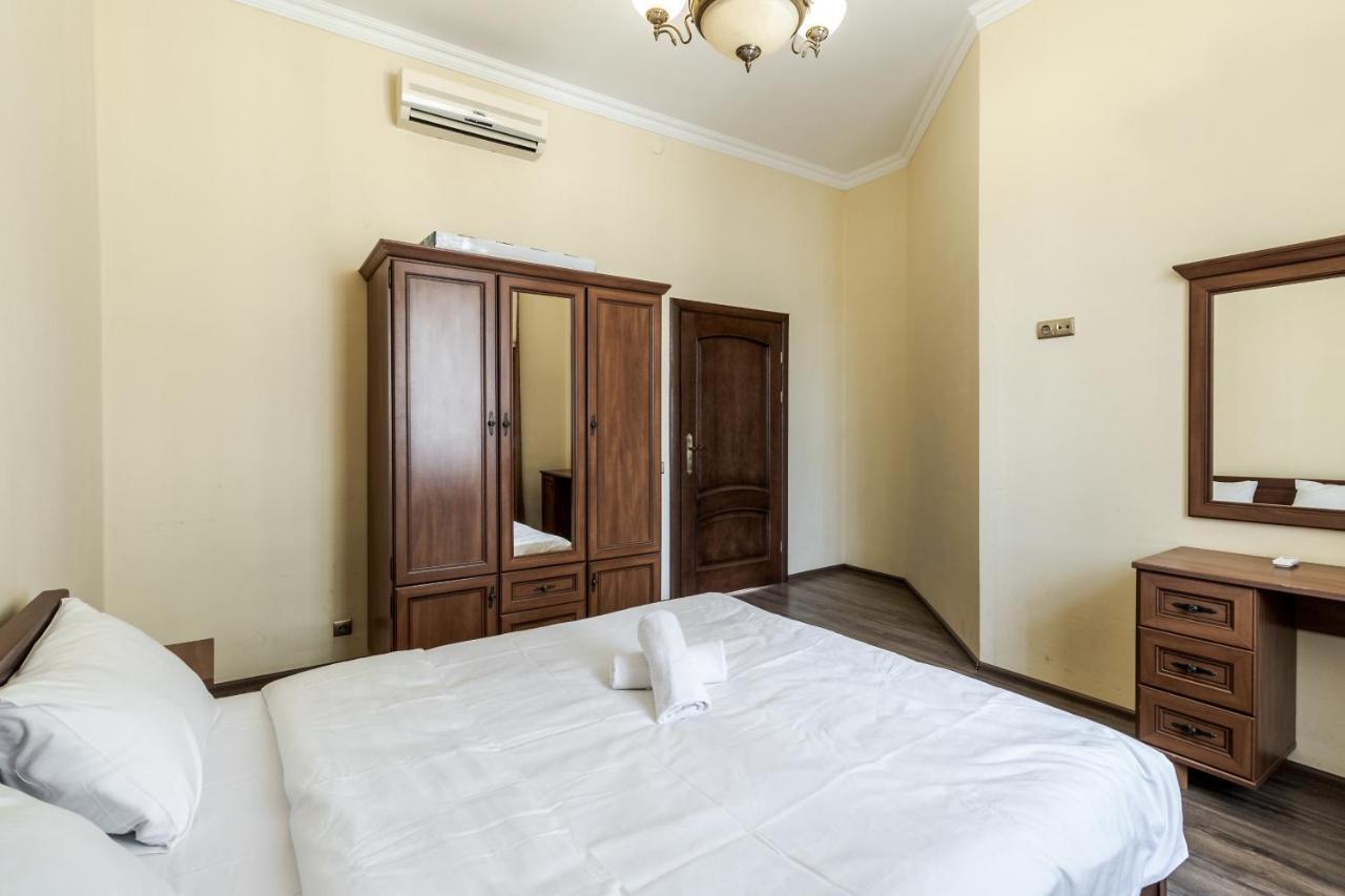 Fedorova Apartment Lviv Exteriör bild