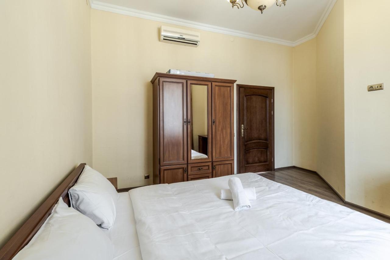 Fedorova Apartment Lviv Exteriör bild