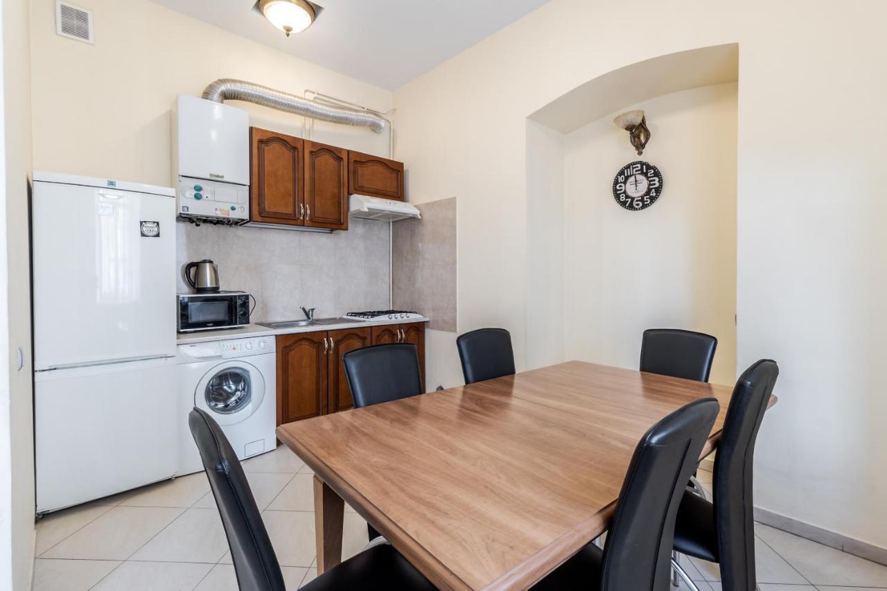 Fedorova Apartment Lviv Exteriör bild