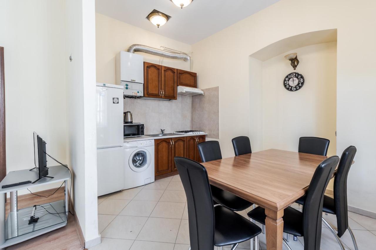 Fedorova Apartment Lviv Exteriör bild